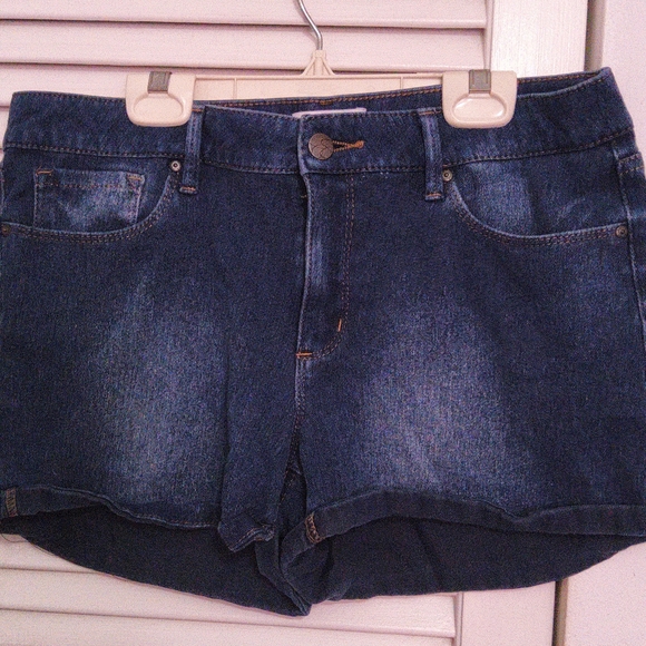 🔥Jessica Simpson Dark Blue Jean Shorts🔥 - Picture 1 of 1